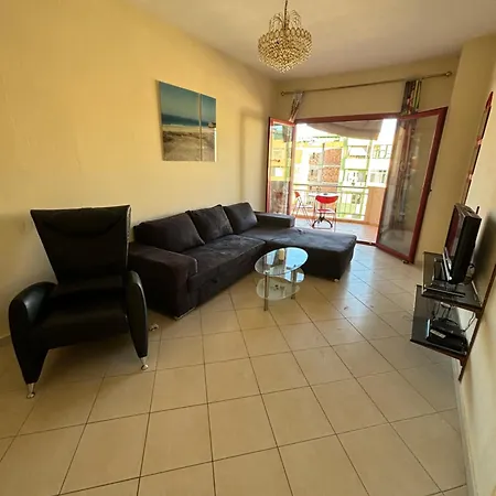 The-seaview Apartment *